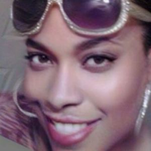 Meet your Posher, Kendra